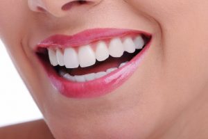 Dental Implants VS Dentures Which is suitable for me